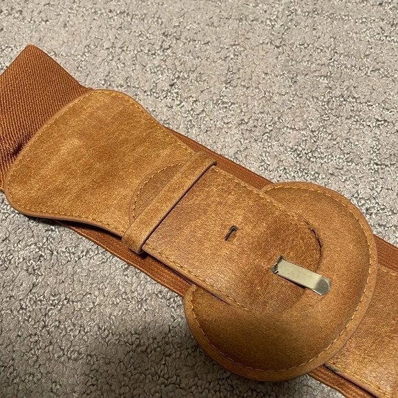 Fashion Waist Belt - Brown. Gently used - Picture 2 of 6